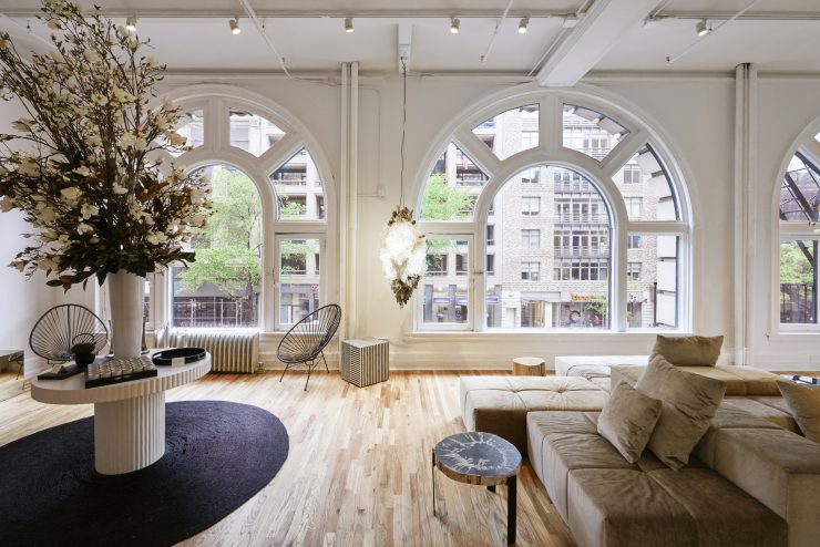 yoga-studio-in-new-york-city-humming-puppy