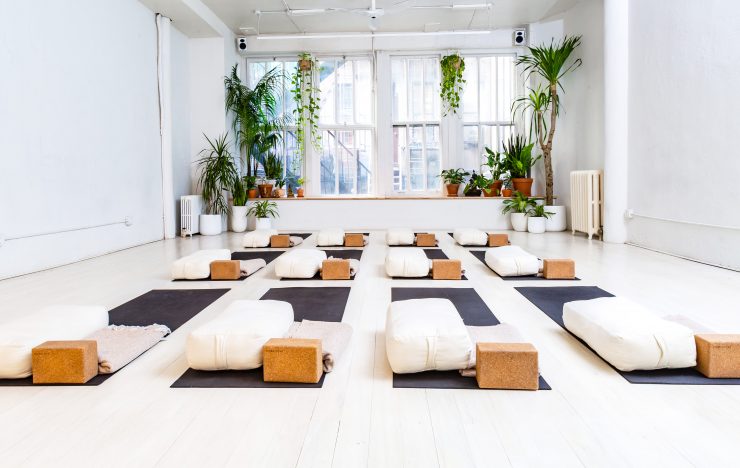yoga-studios-in-new-york-three-jewels